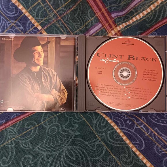 Clint Black - One Emotion - Original 1994 CD - 10 SONGS - Picture 2 of 3